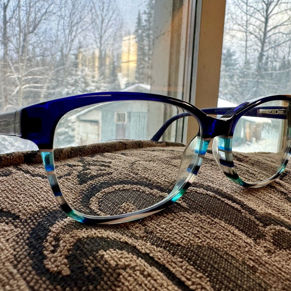 Bunoviata frames.